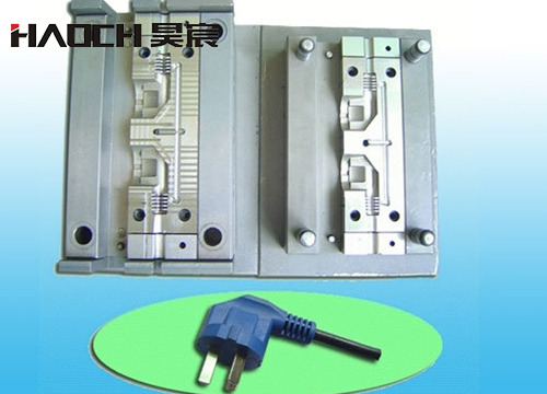 AC插头模具 国标三插弯头模具二穴.jpg