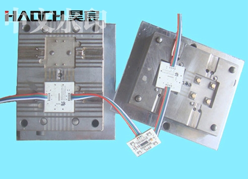 LED立式注塑模具